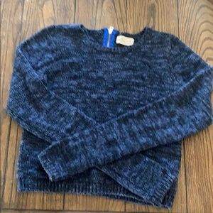 Hollister sweater